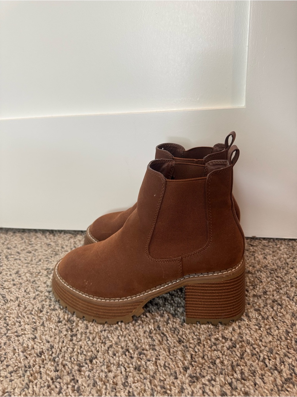 Women's Brown Chunky Chelsea Boot - Suede Platform Heel